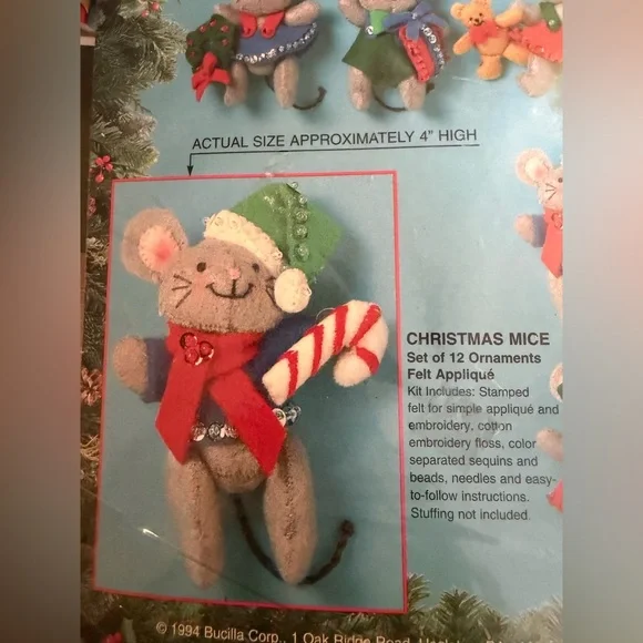 vintage 1994 Bucilla "Christmas Mice" set of 12 ornament felt applique kits - Picture 2 of 4